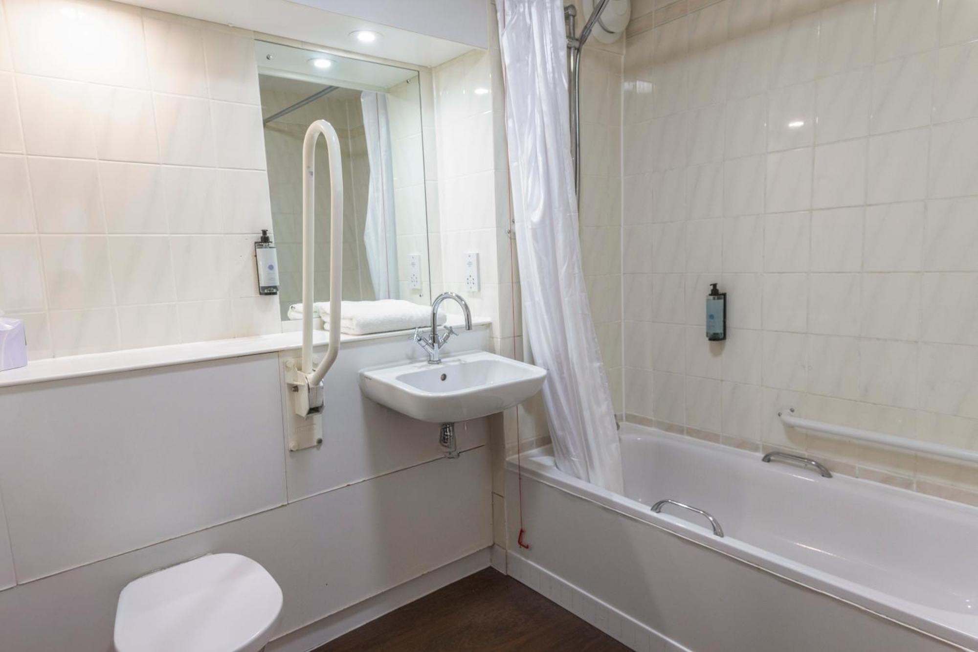 Casa Mere Manchester Airport, Knutsford, Sure Collection By Best Western Εξωτερικό φωτογραφία